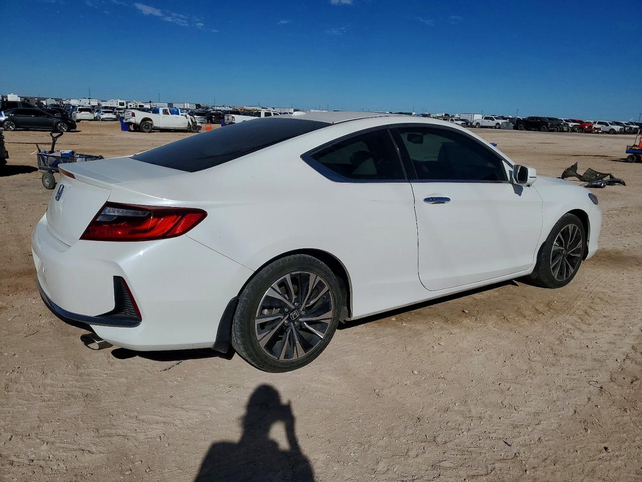 2016 HONDA ACCORD EXL photo 3