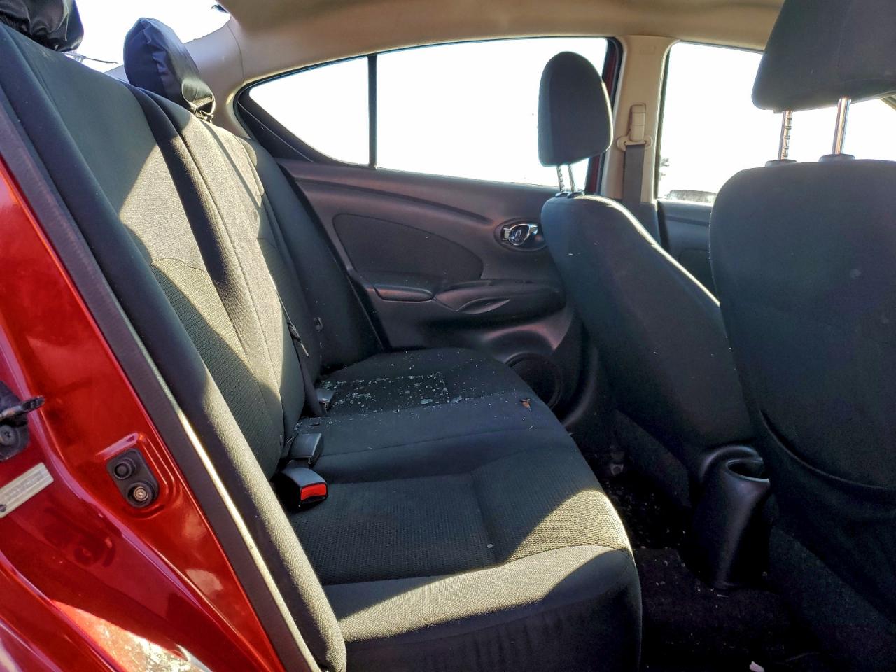2012 NISSAN VERSA S photo 10