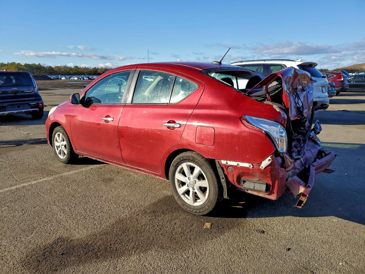 2012 NISSAN VERSA S photo 2