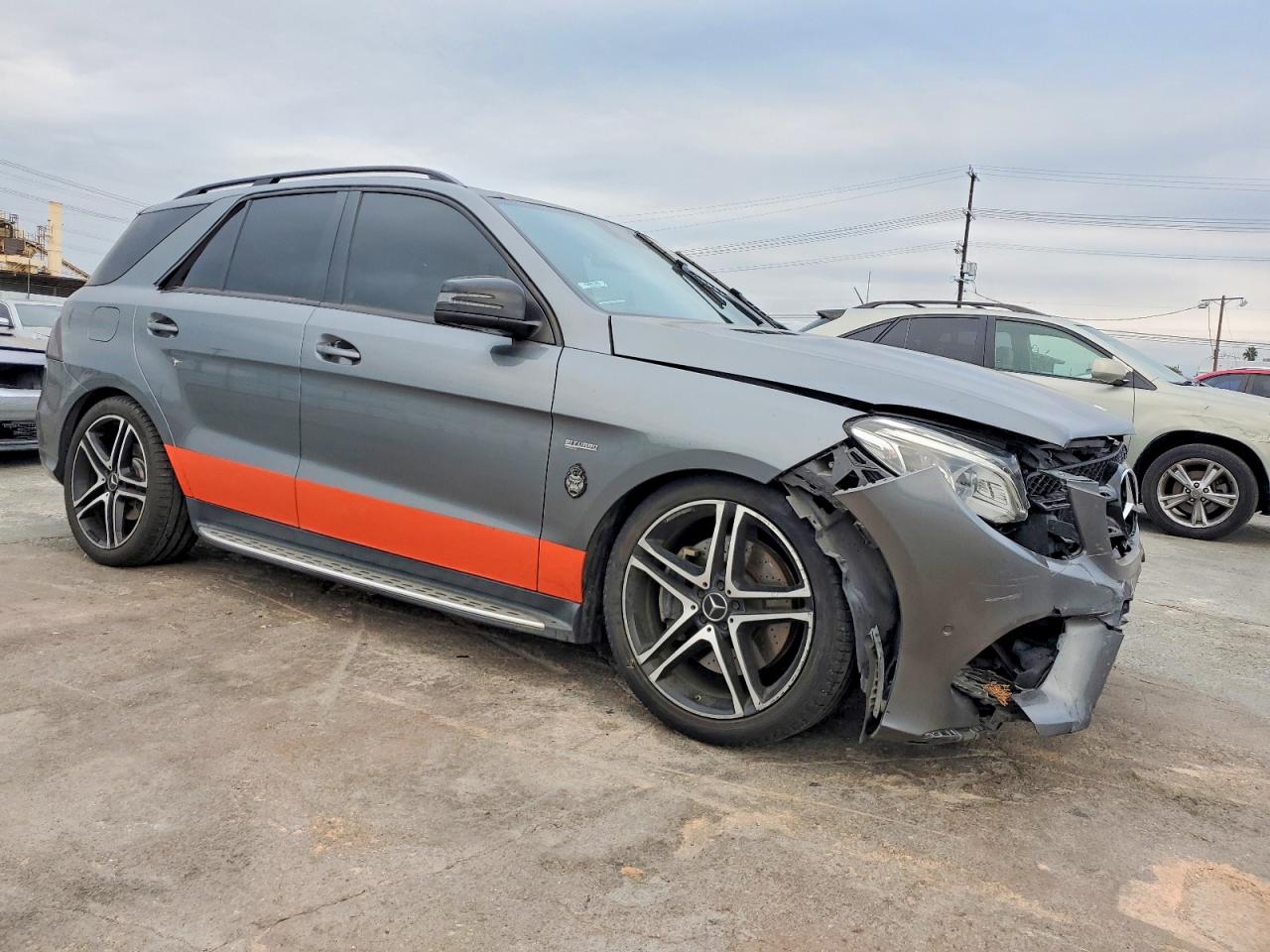 2018 MERCEDES-BENZ GLE 43 AMG photo 4