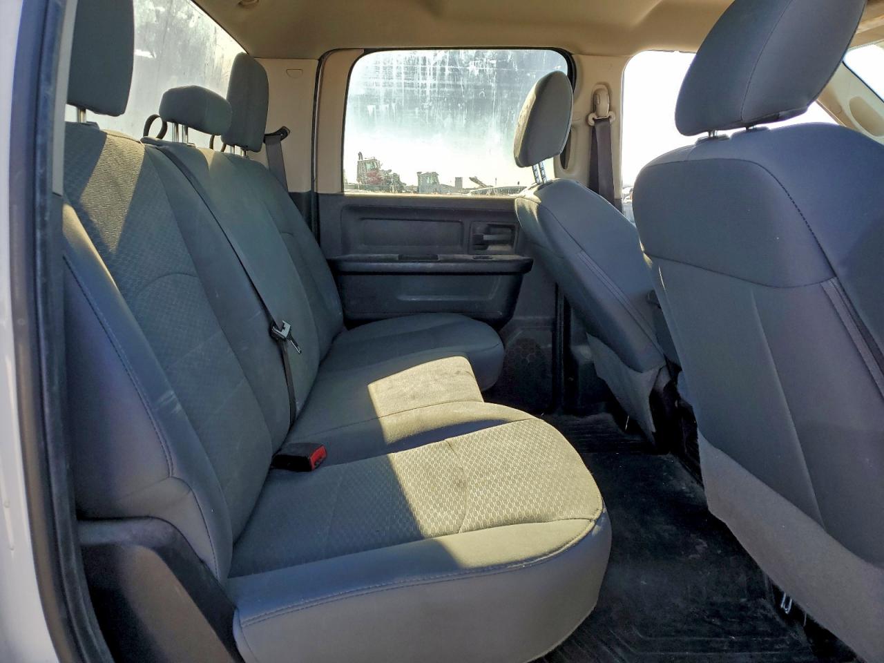 2018 RAM 3500 ST photo 10