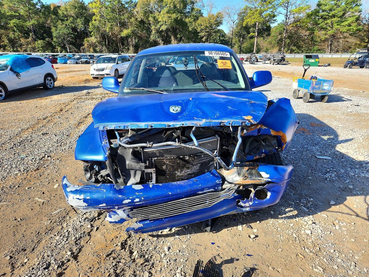 2004 DODGE DAKOTA QUAD SLT photo 9