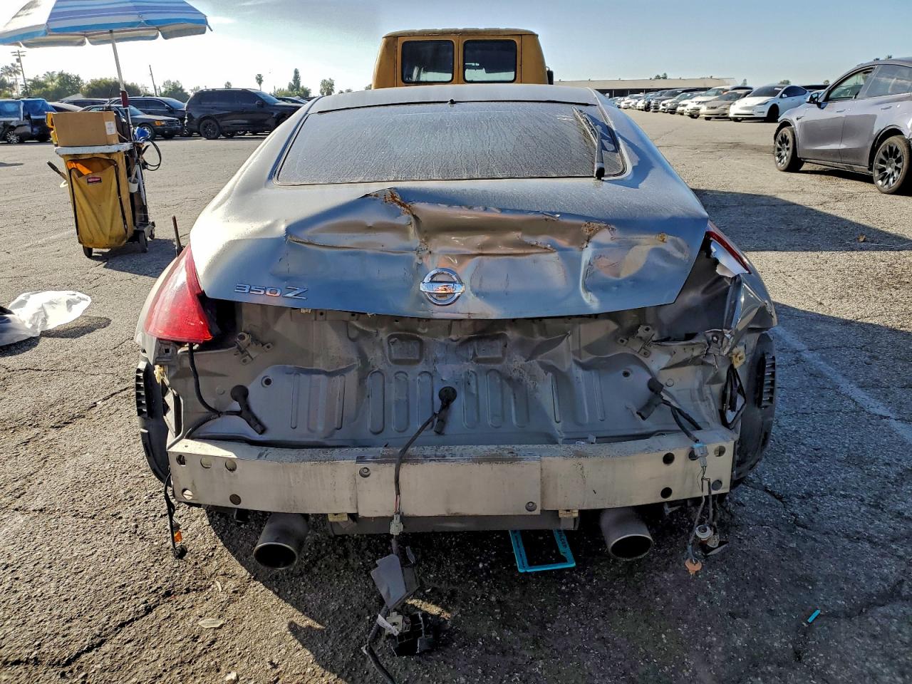 2005 NISSAN 350Z COUPE photo 6