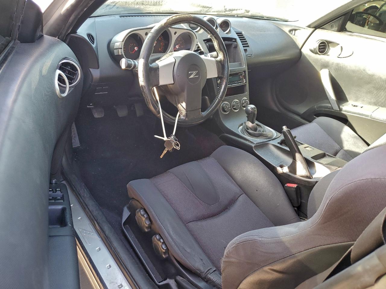 2005 NISSAN 350Z COUPE photo 8