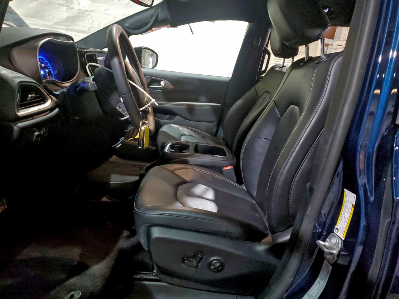 2025 CHRYSLER PACIFICA SELECT photo 7
