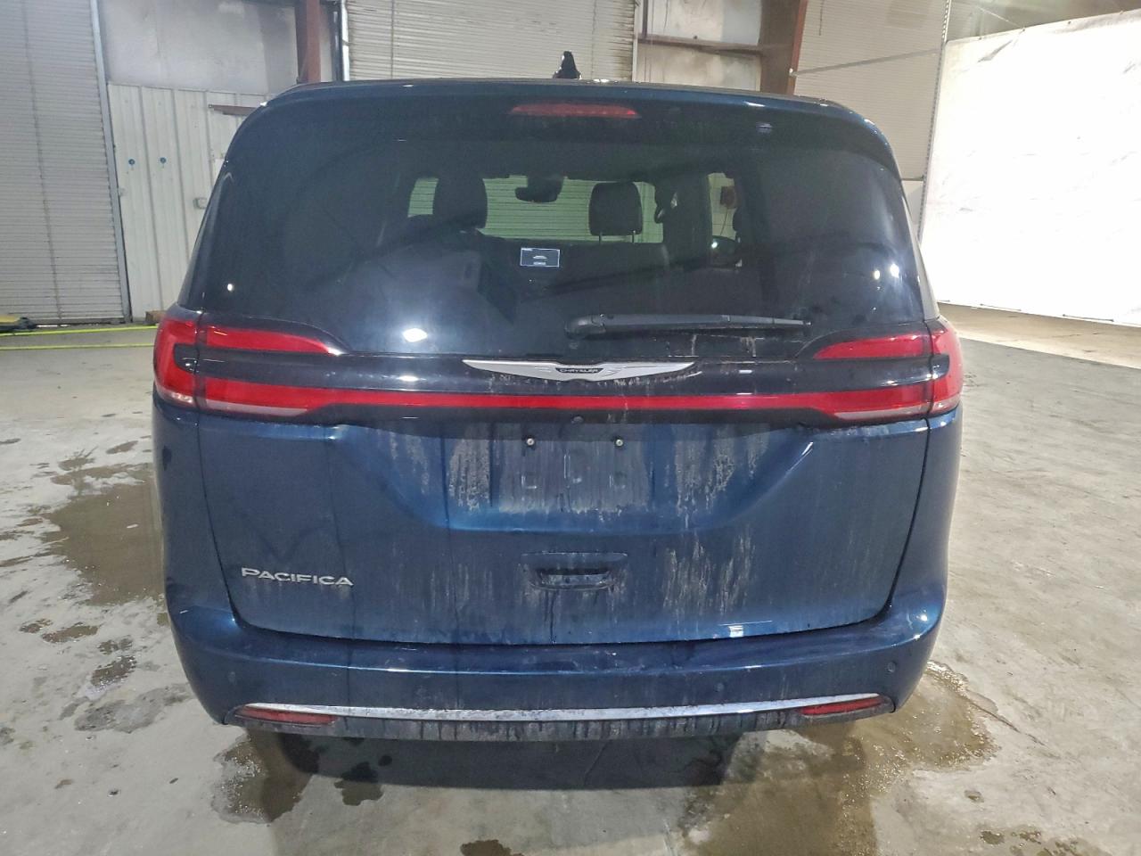 2025 CHRYSLER PACIFICA SELECT photo 6