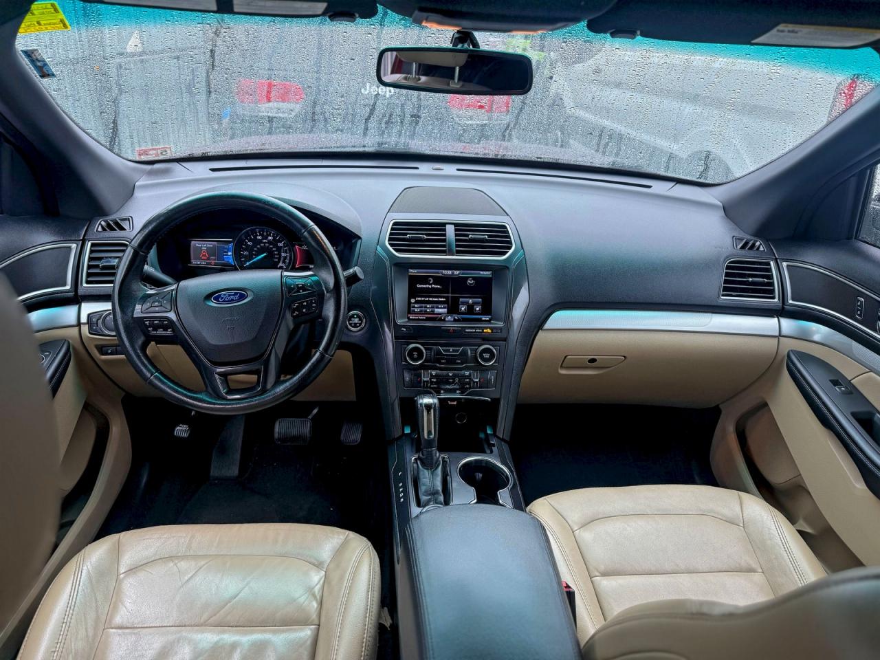 2017 FORD EXPLORER photo 9