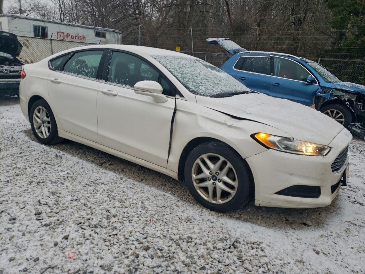 2013 FORD FUSION SE photo 4