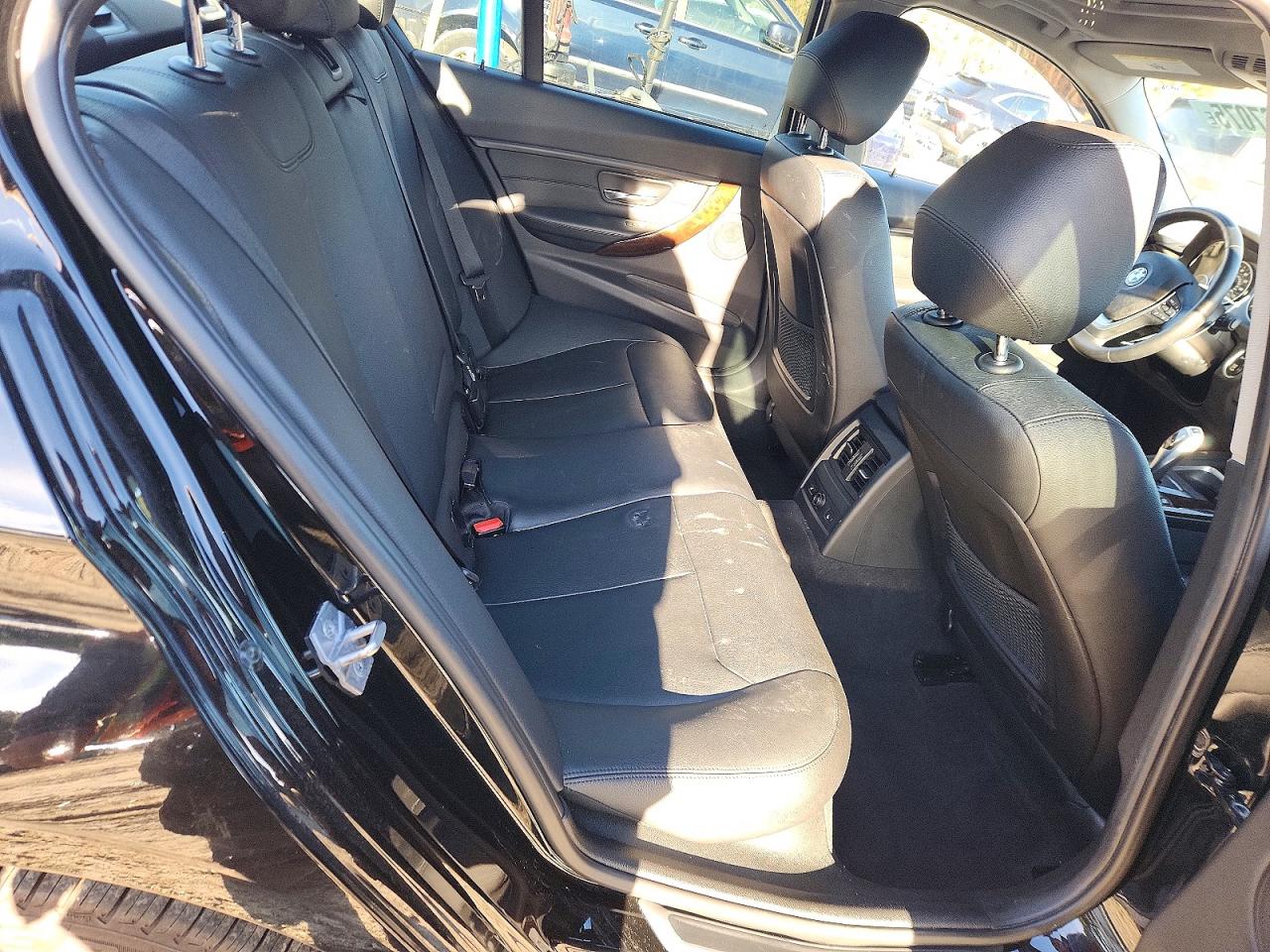 2015 BMW 328 XI SULEV photo 10