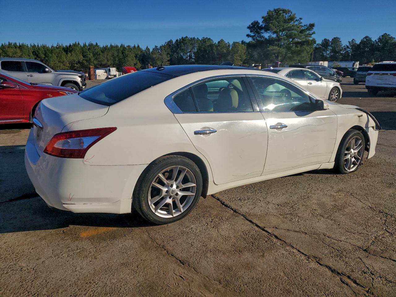 2011 NISSAN MAXIMA S photo 3