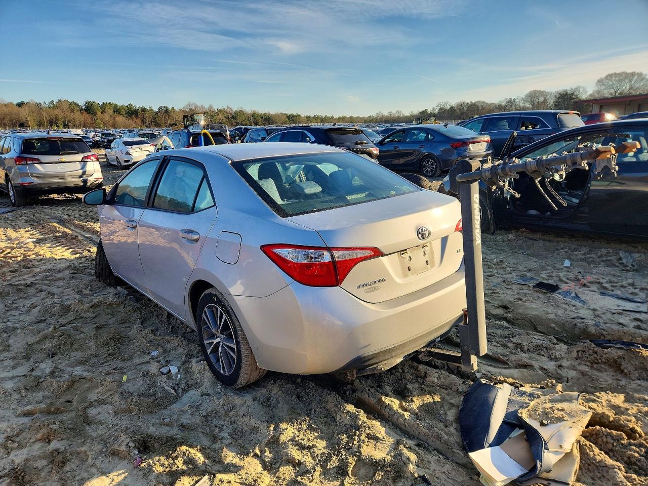 2016 TOYOTA COROLLA L photo 2