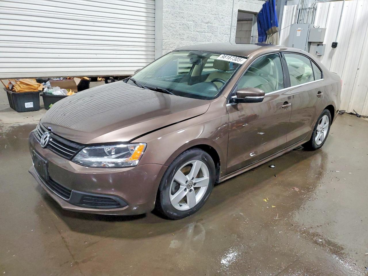 2013 VOLKSWAGEN JETTA