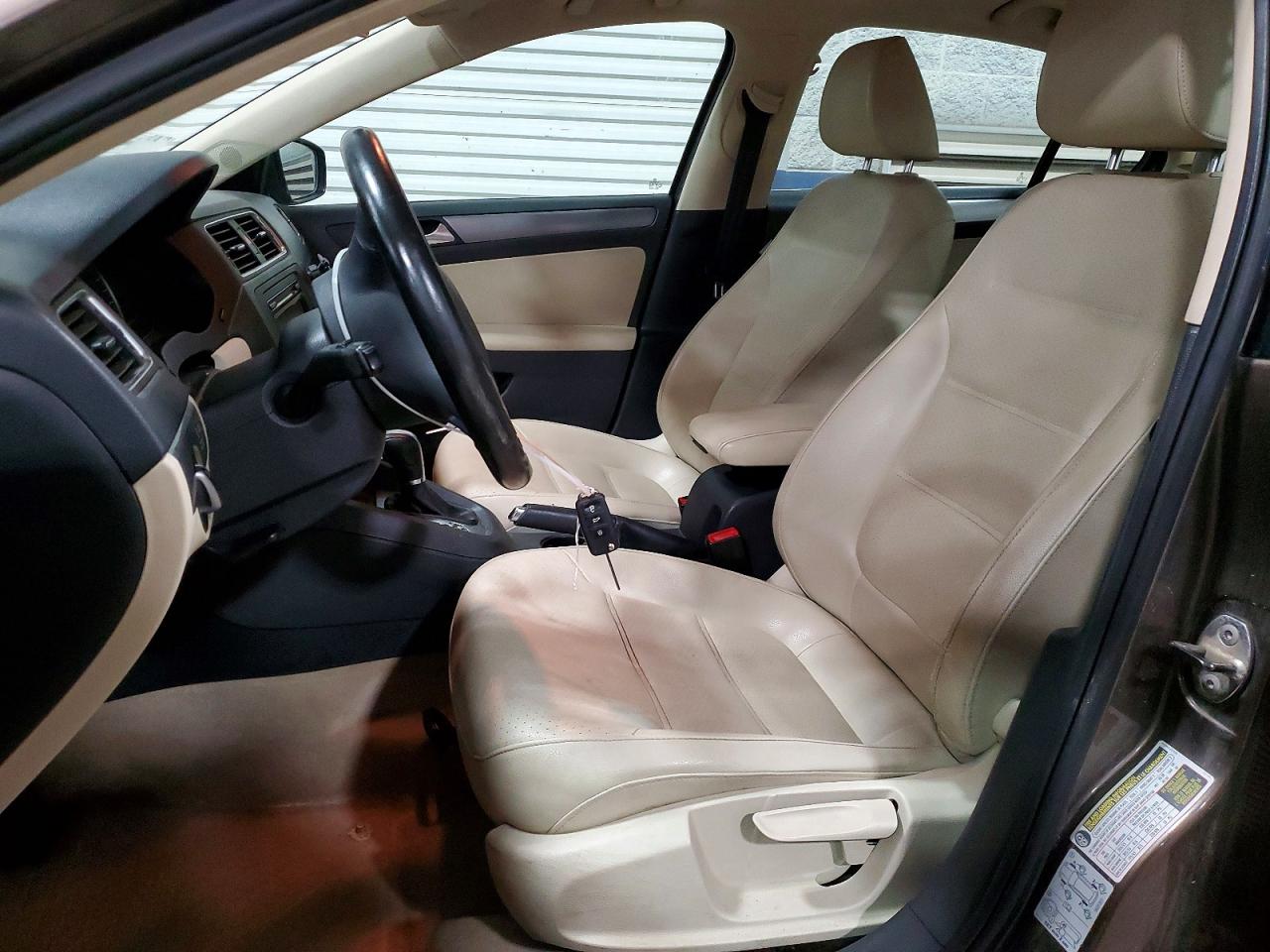 2013 VOLKSWAGEN JETTA TDI photo 7