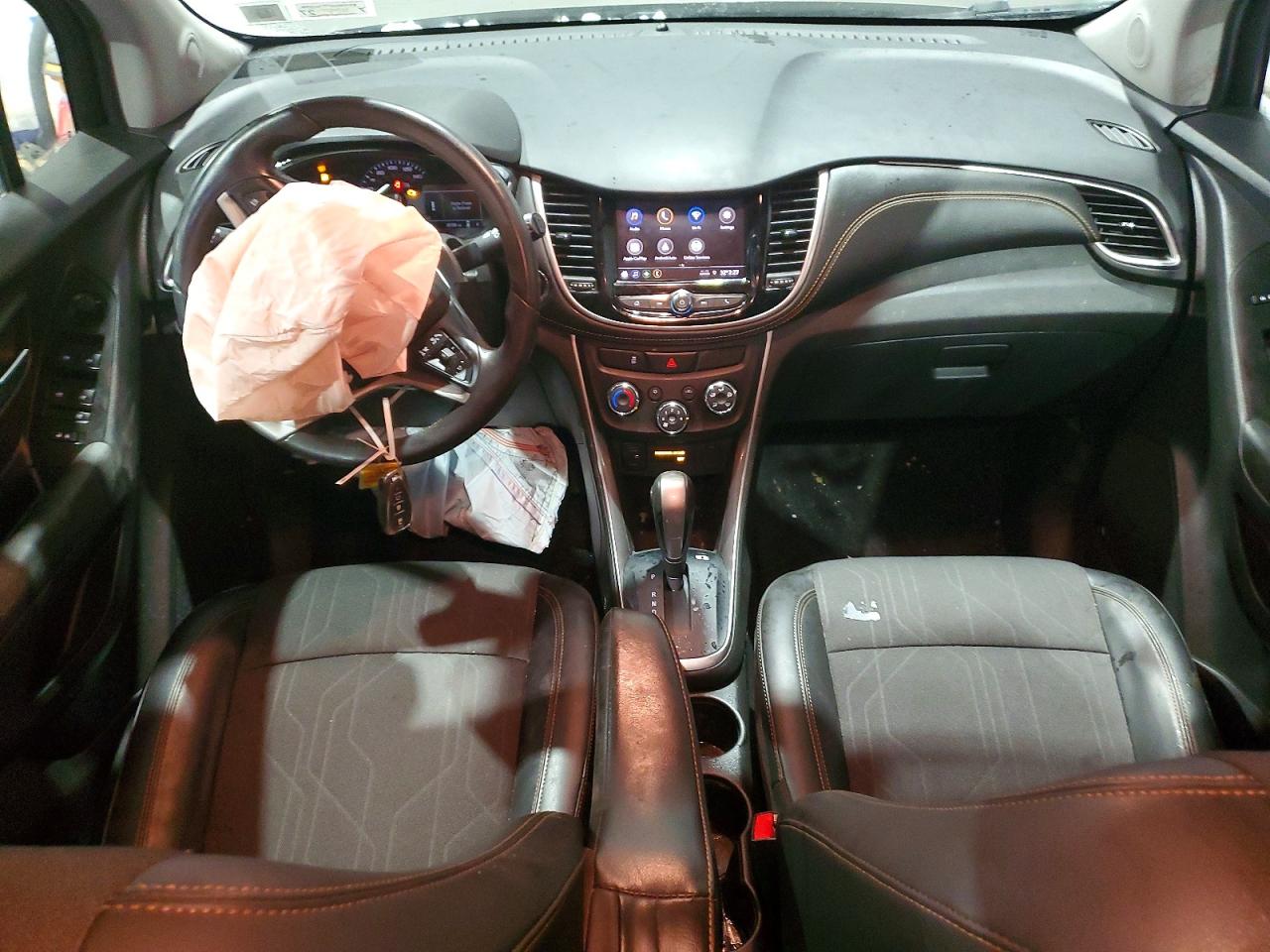 2022 CHEVROLET TRAX 1LT photo 8