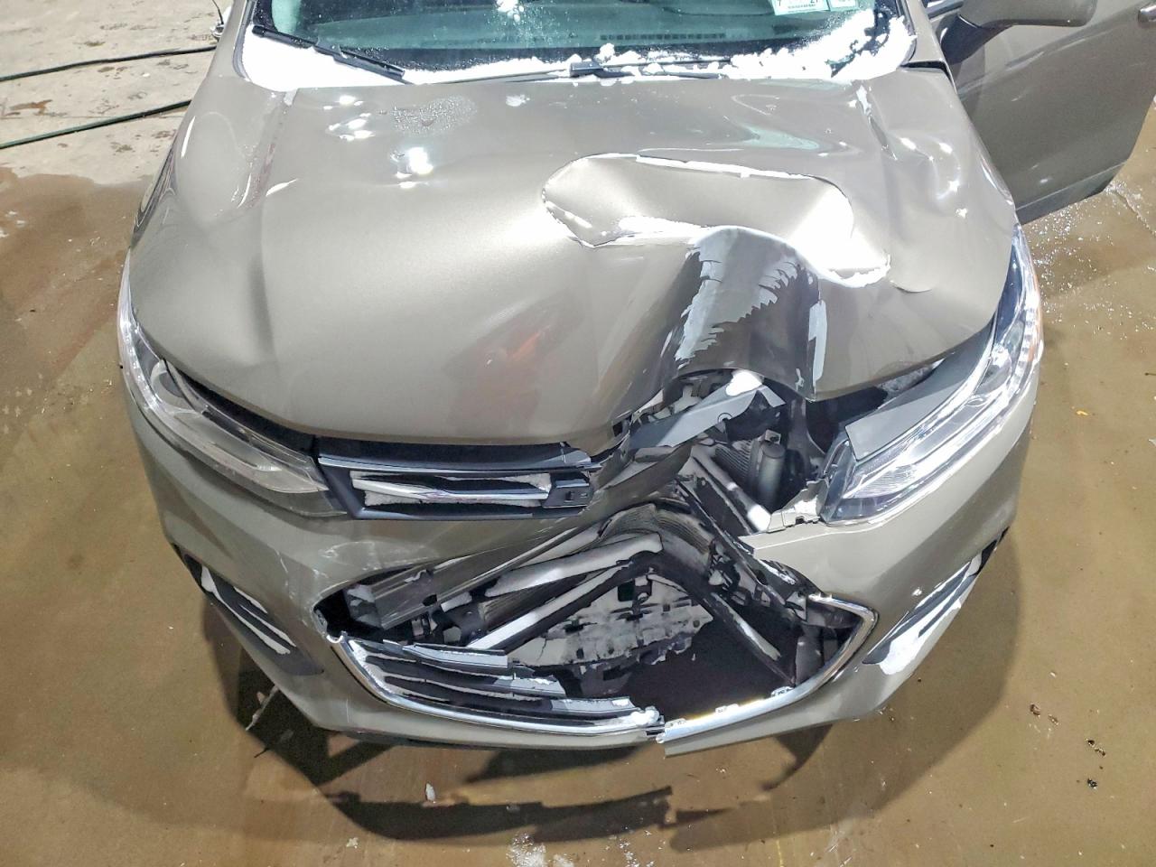2022 CHEVROLET TRAX 1LT photo 12