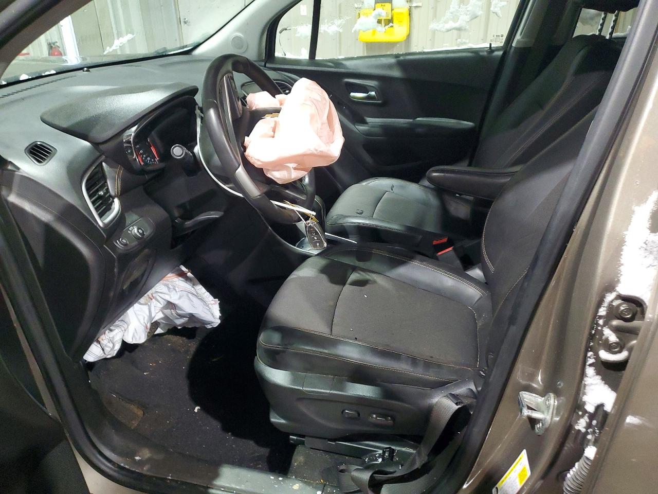 2022 CHEVROLET TRAX 1LT photo 7