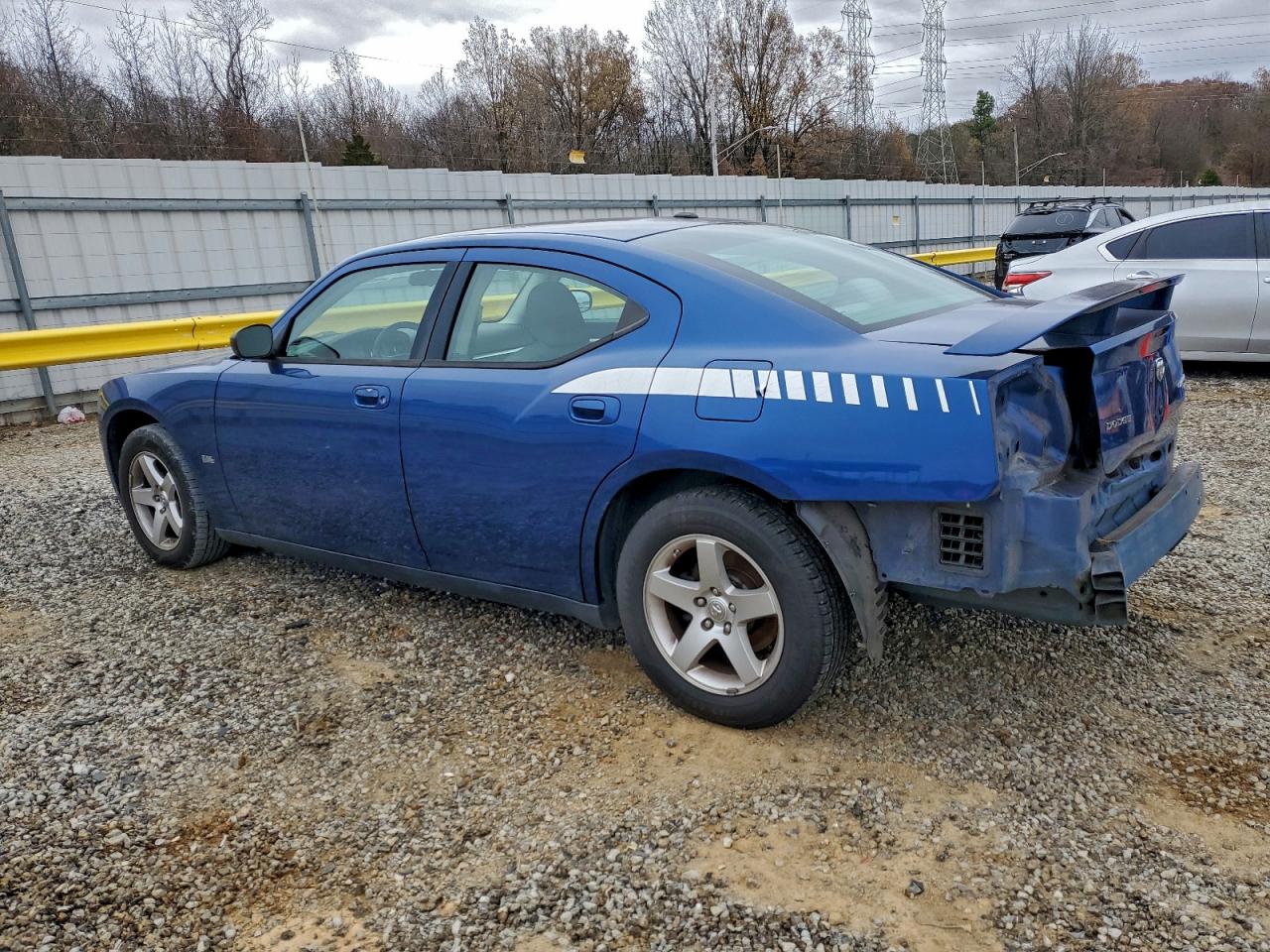 2009 DODGE CHARGER SXT photo 2