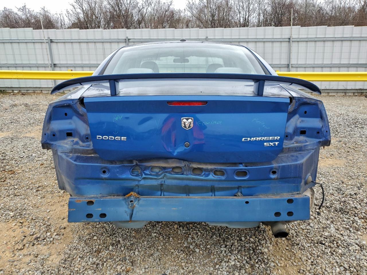 2009 DODGE CHARGER SXT photo 6