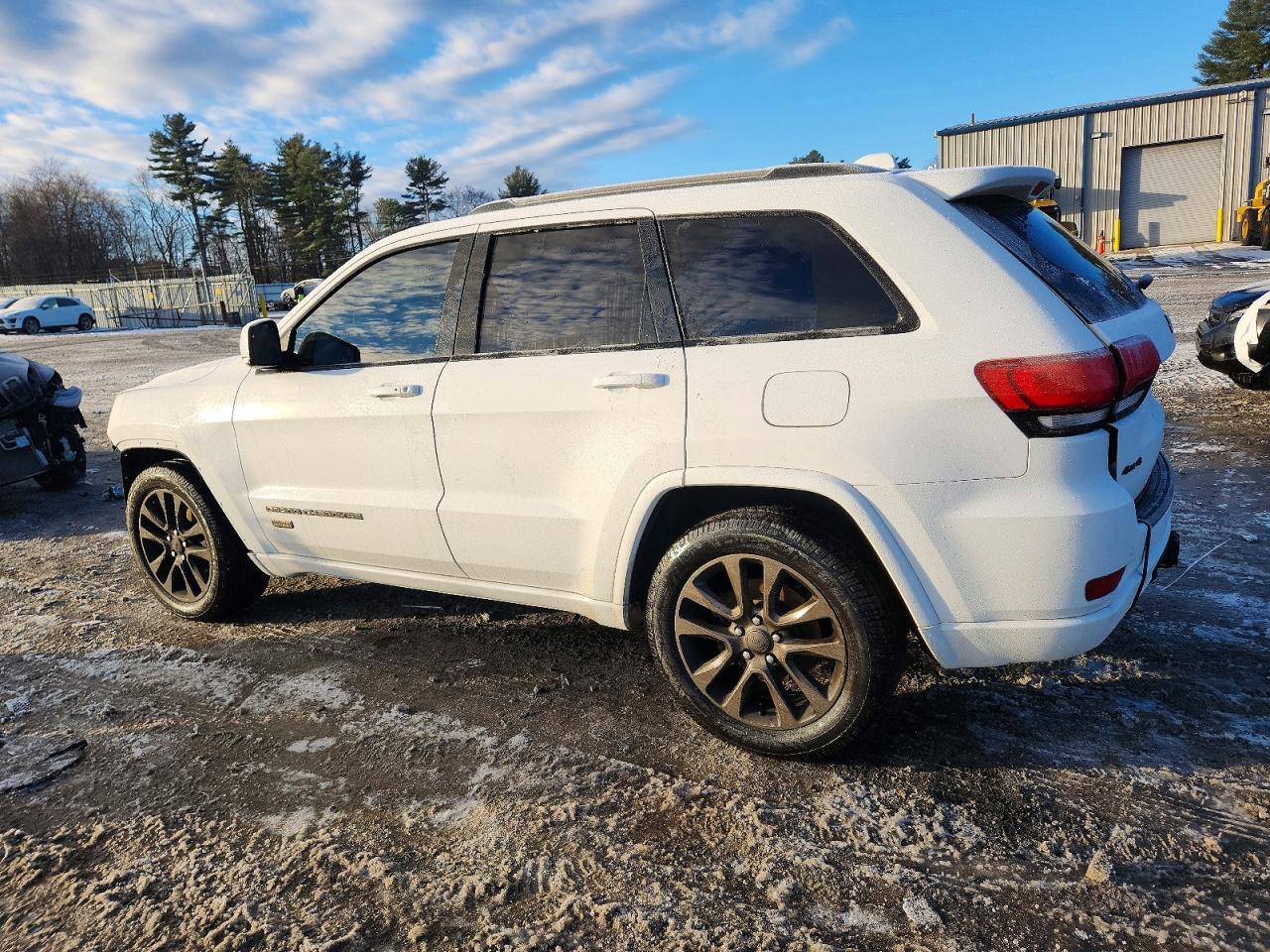 2016 JEEP GRAND CHEROKEE LIMITED photo 2