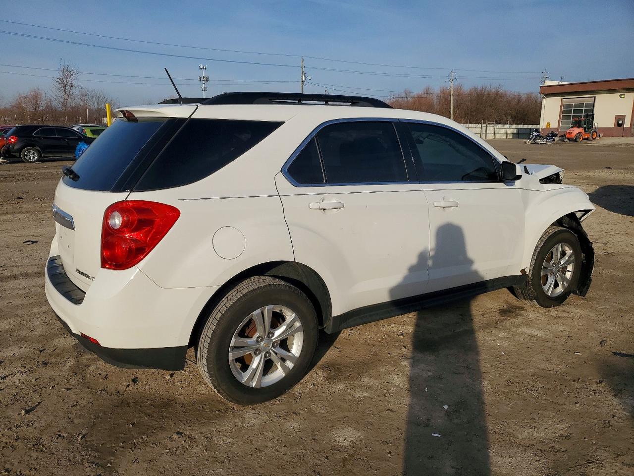2015 CHEVROLET EQUINOX LT photo 3