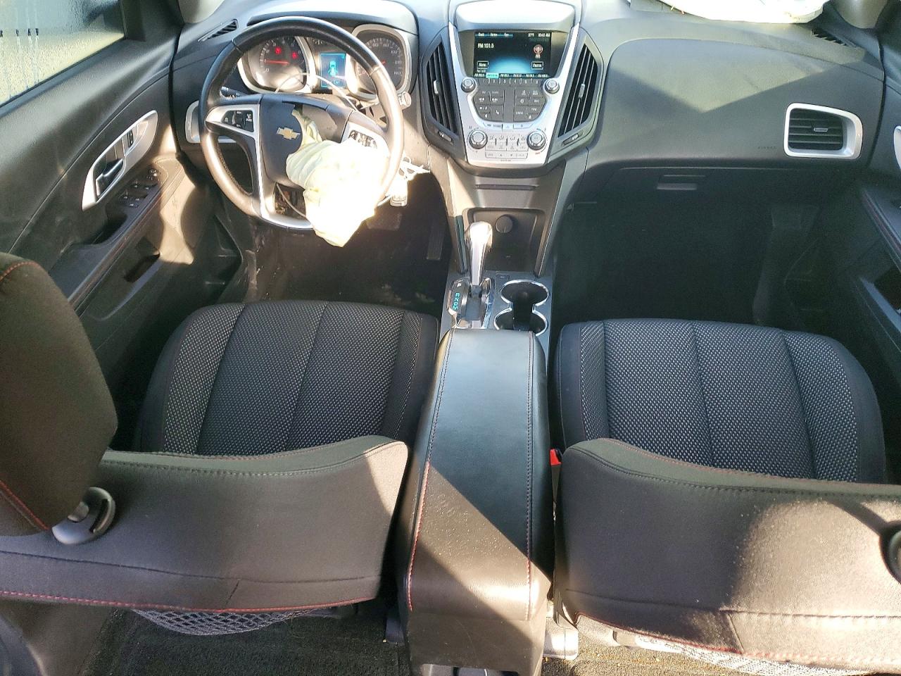 2015 CHEVROLET EQUINOX LT photo 8
