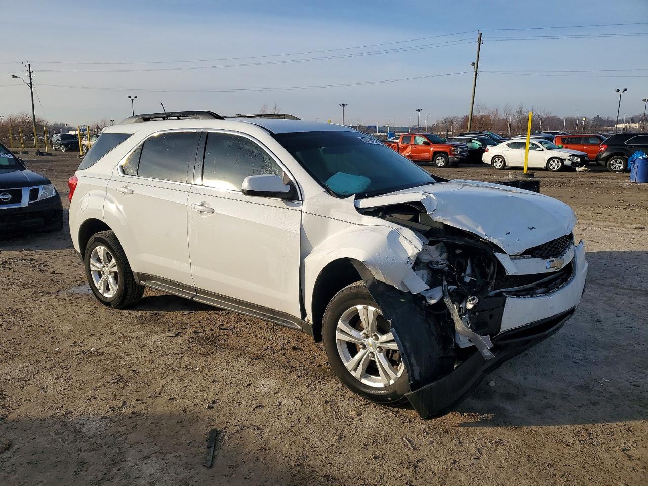 2015 CHEVROLET EQUINOX LT photo 4