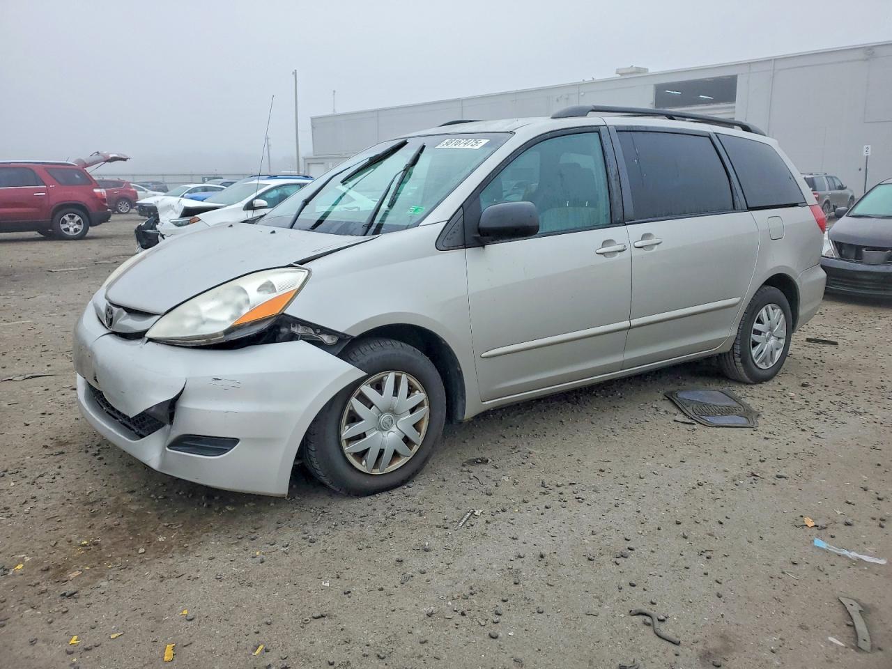2007 TOYOTA SIENNA