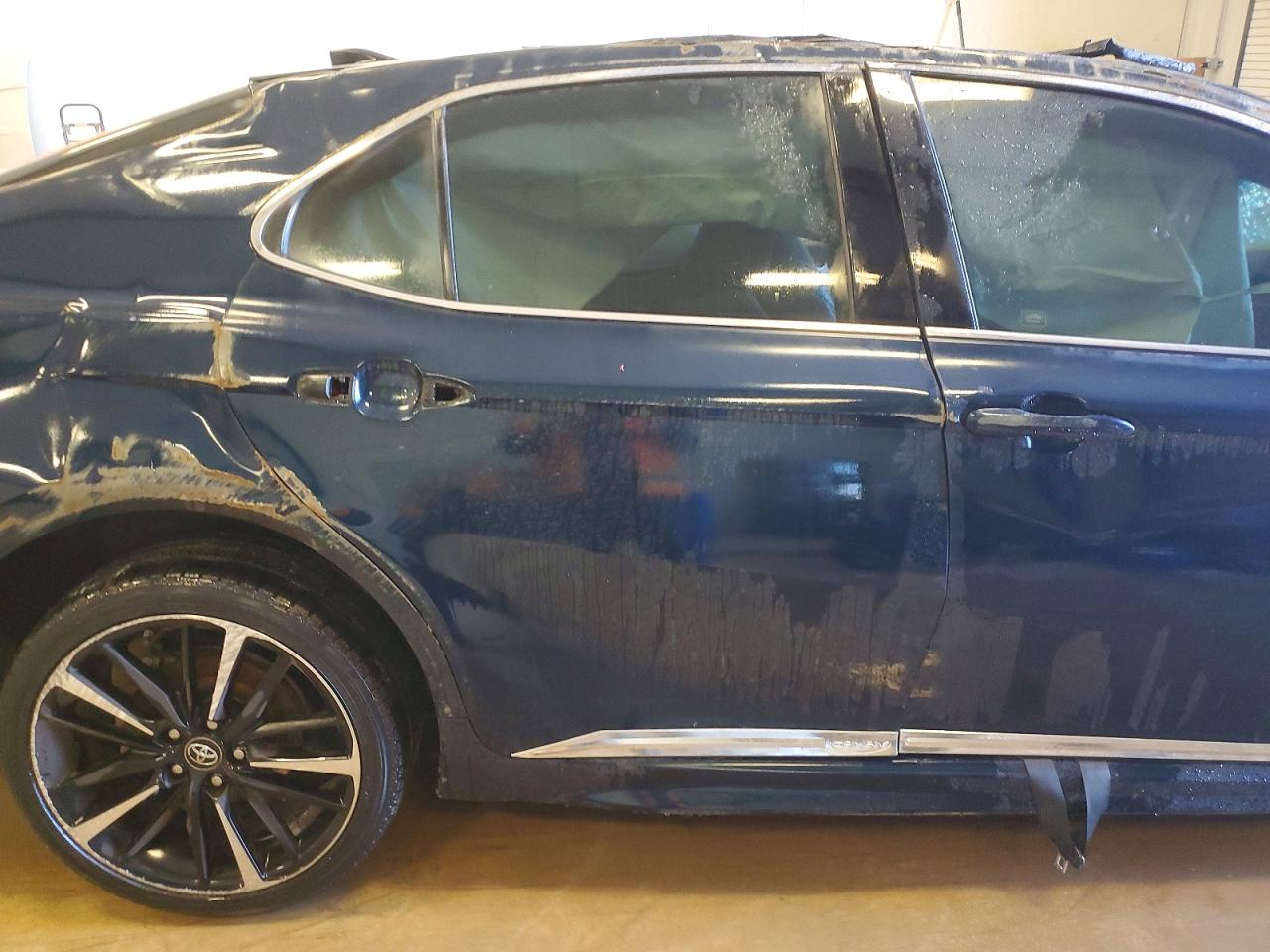 2018 TOYOTA CAMRY XSE photo 10