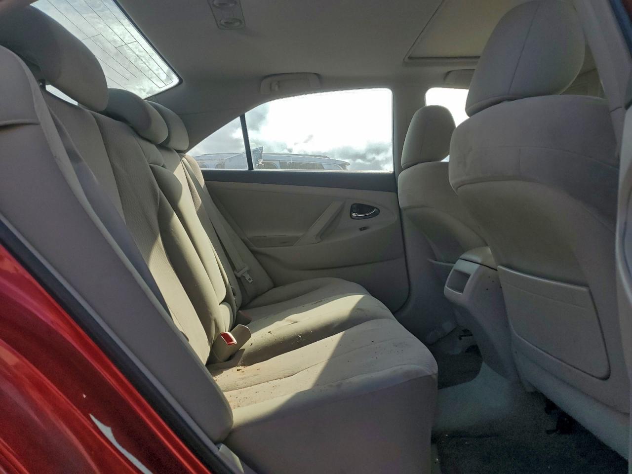 2011 TOYOTA CAMRY BASE photo 10
