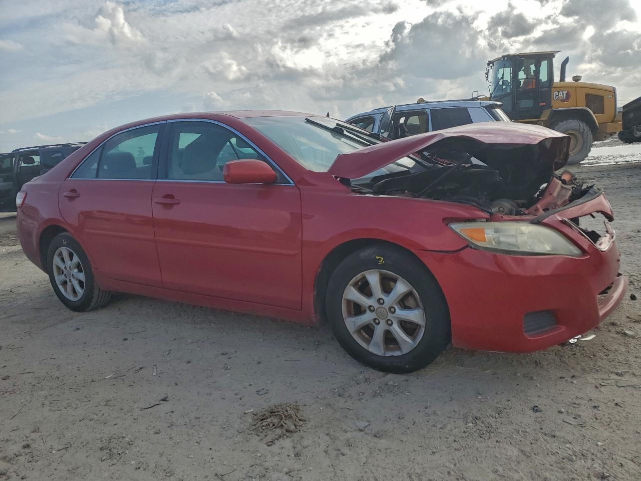 2011 TOYOTA CAMRY BASE photo 4