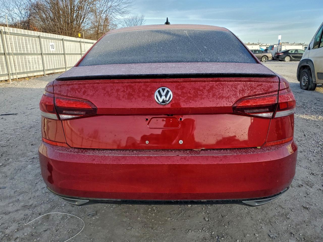 2021 VOLKSWAGEN PASSAT R-LINE photo 6