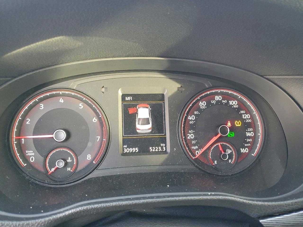 2021 VOLKSWAGEN PASSAT R-LINE photo 9