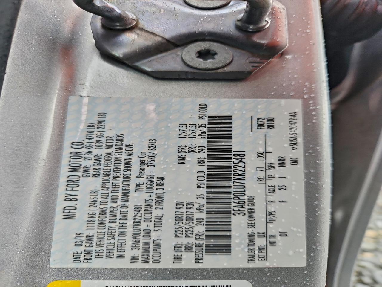 2019 FORD FUSION SE photo 12