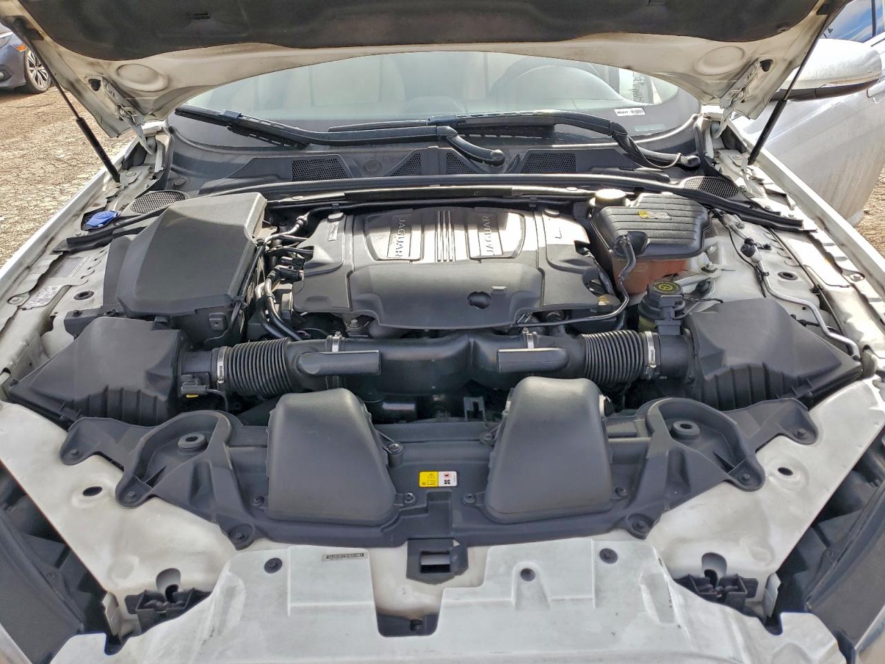 2015 JAGUAR XF 3.0 SPORT AWD photo 11