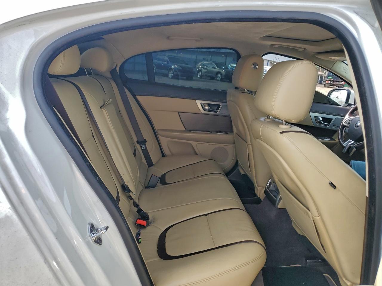 2015 JAGUAR XF 3.0 SPORT AWD photo 10