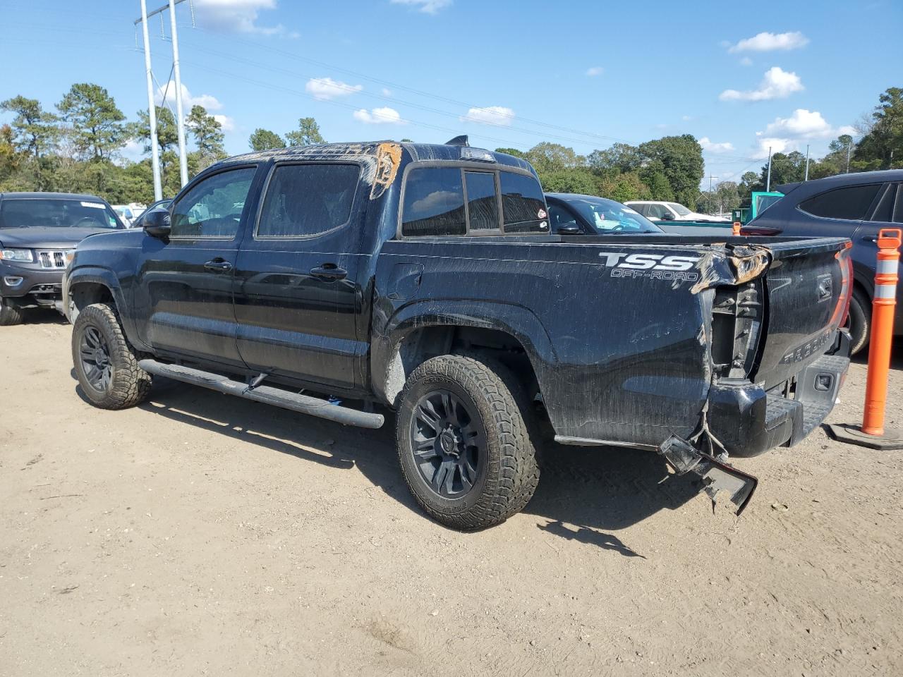 2019 TOYOTA TACOMA DOUBLE CAB photo 2
