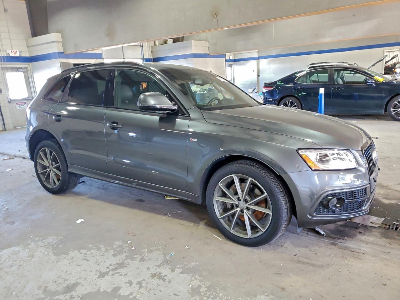 2017 AUDI Q5 PREMIUM PLUS S-LINE photo 4
