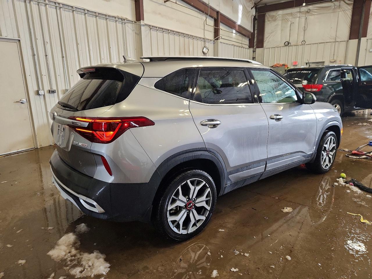 2021 KIA SELTOS SX photo 3