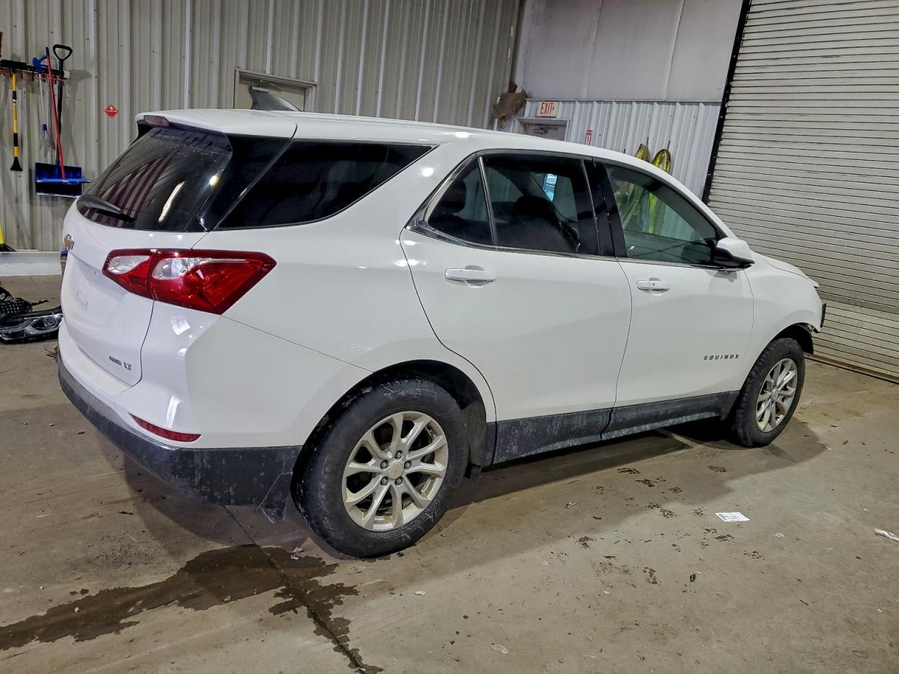 2020 CHEVROLET EQUINOX LT photo 3