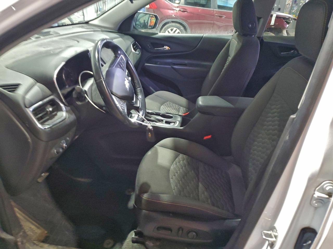 2020 CHEVROLET EQUINOX LT photo 7