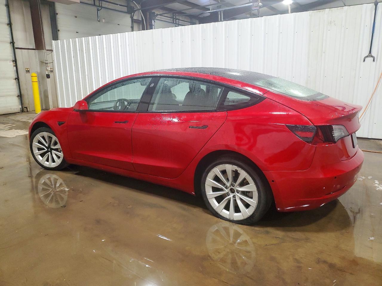 2022 TESLA MODEL 3 photo 2