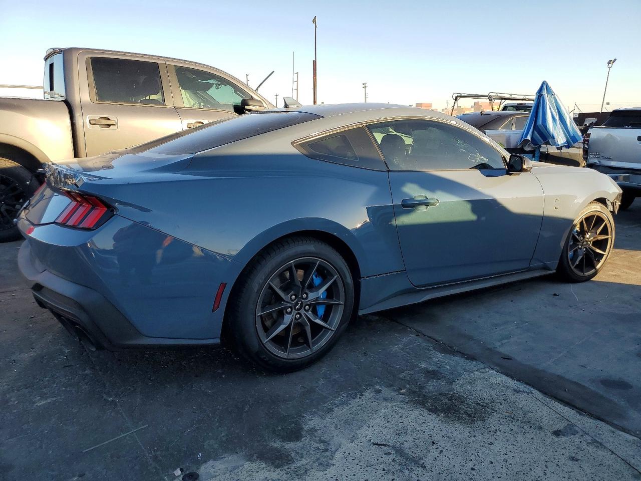 2024 FORD MUSTANG DARK HORSE photo 5