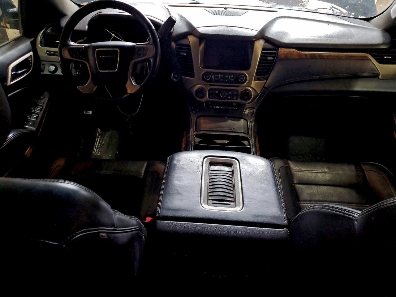 2015 GMC YUKON XL DENALI photo 8