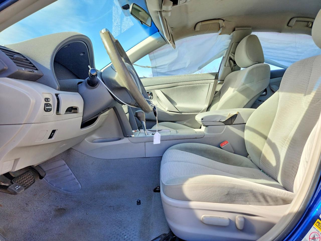 2011 TOYOTA CAMRY BASE photo 19