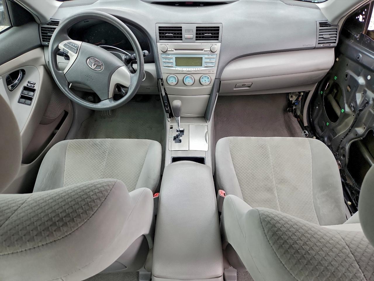 2009 TOYOTA CAMRY BASE photo 8