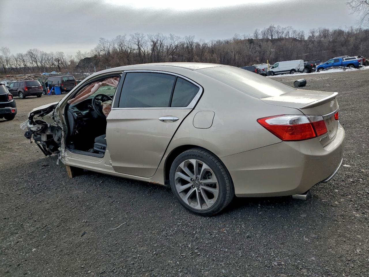2013 HONDA ACCORD SPORT photo 3