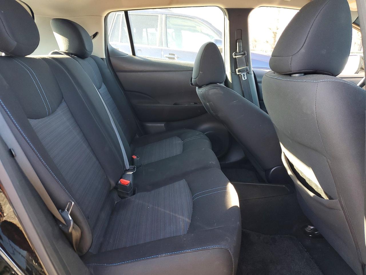 2019 NISSAN LEAF S PLUS photo 10