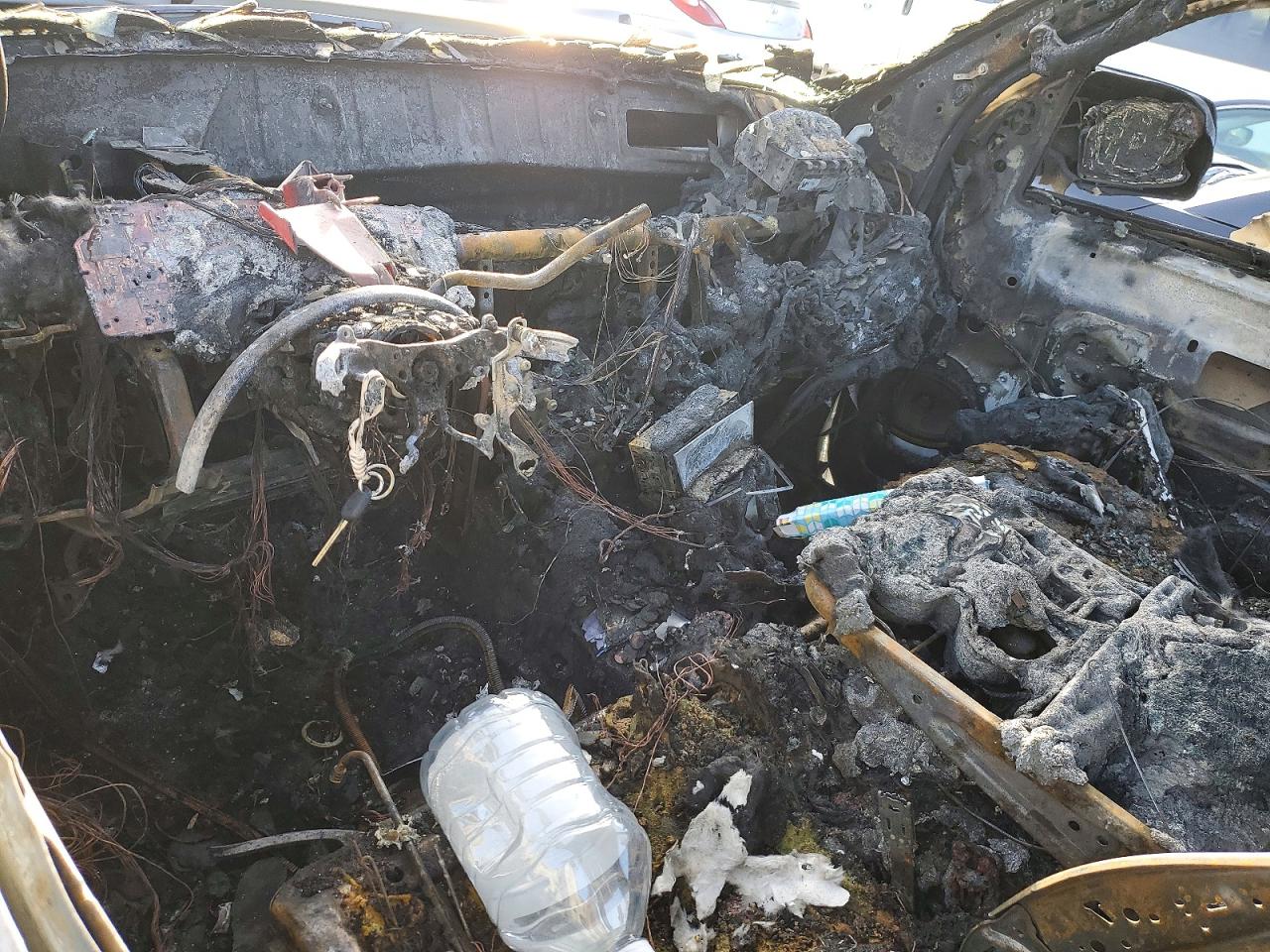 2011 TOYOTA TUNDRA CREWMAX SR5 photo 8