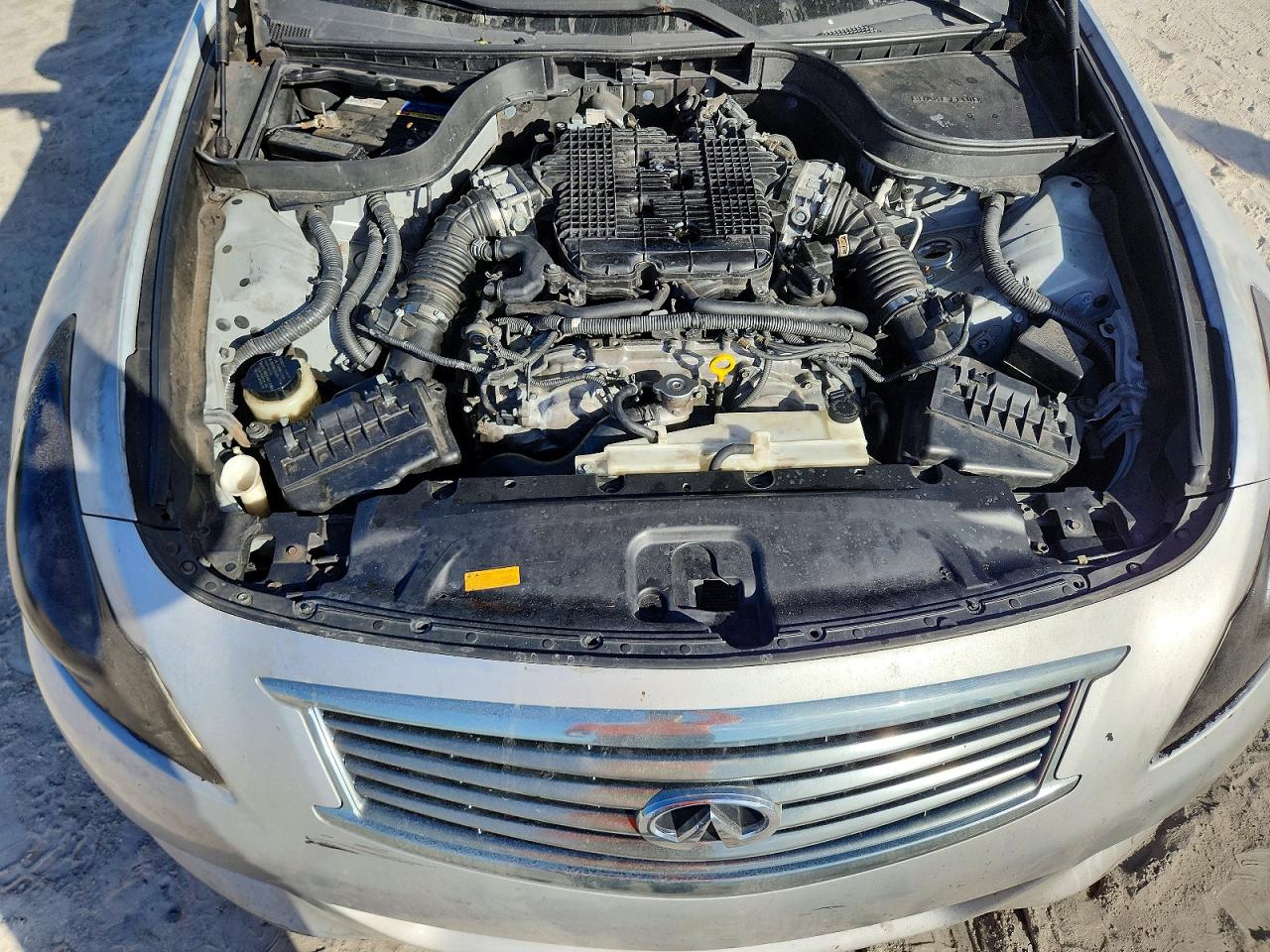 2013 INFINITI G37 BASE photo 21