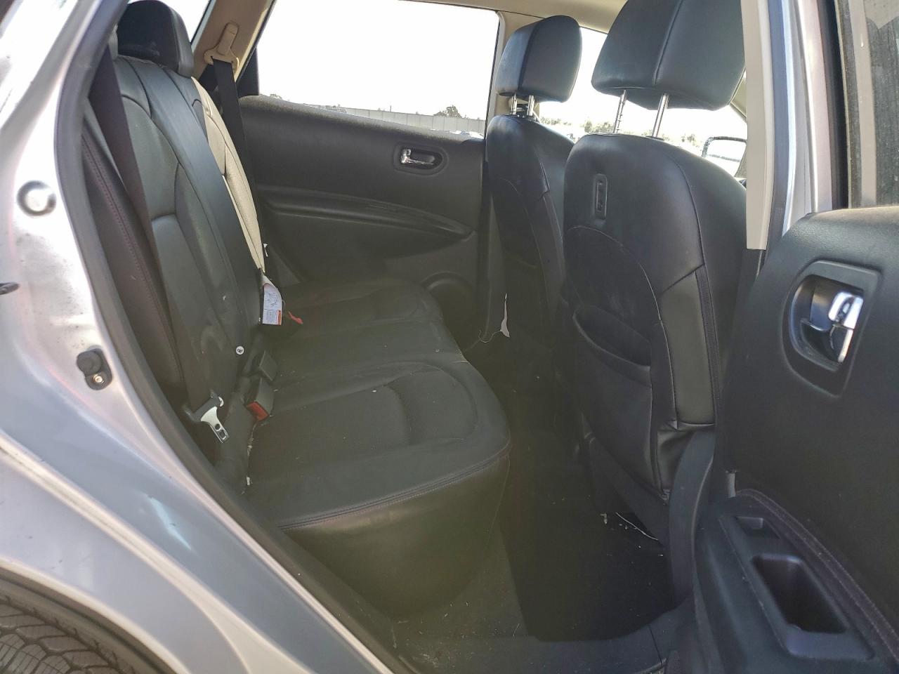 2013 NISSAN ROGUE S photo 11